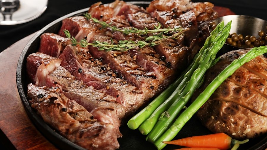 Ribeye, Tomahawk ve Porterhouse Farkı: Hangi Steak Kesimini